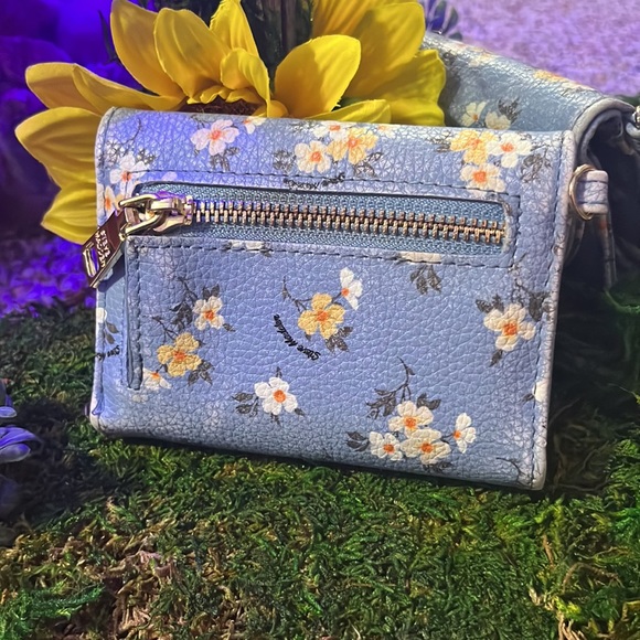 Small light blue floral handbag - Picture 3 of 4
